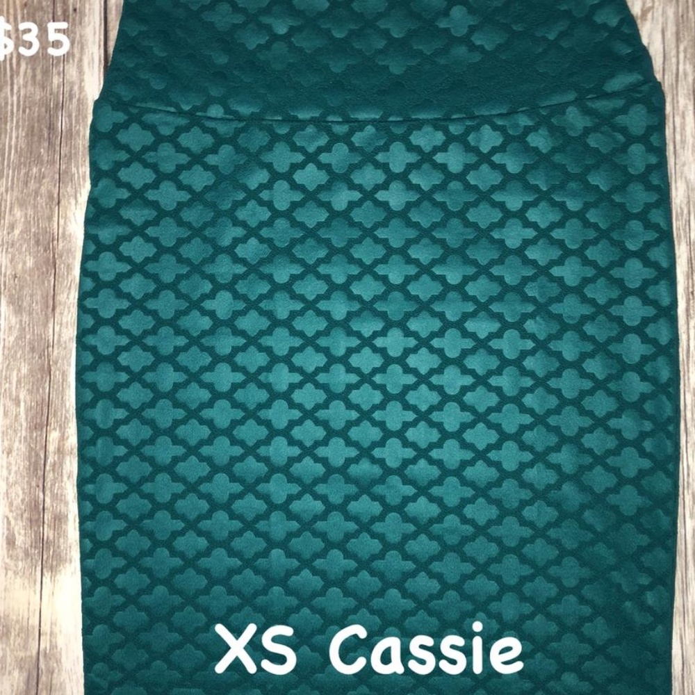 Lularoe Cassie New with tags